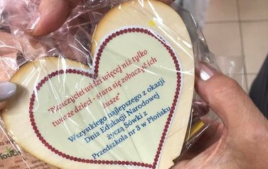 Życzenia z okazji Dnia Edukacji Narodowej dzieci z Przedszkola Nr 3