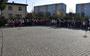 5 Bieg i Marsz Papieski w SP nr 4 w Płońsku 