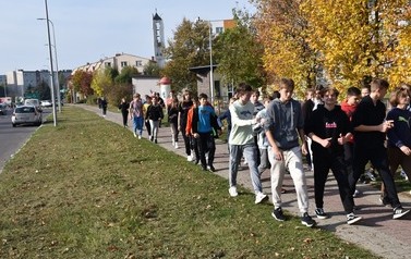 5 Bieg i Marsz Papieski w SP nr 4 w Płońsku