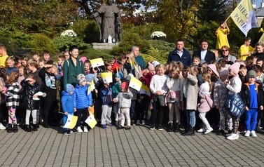 5 Bieg i Marsz Papieski w SP nr 4 w Płońsku 