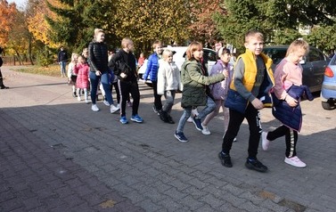 5 Bieg i Marsz Papieski w SP nr 4 w Płońsku 