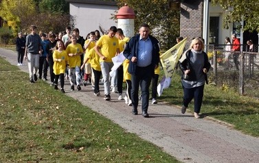 5 Bieg i Marsz Papieski w SP nr 4 w Płońsku