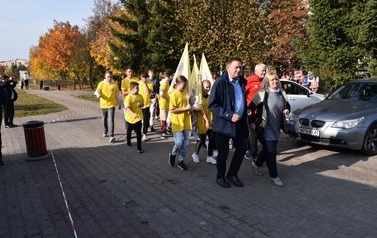 5 Bieg i Marsz Papieski w SP nr 4 w Płońsku 