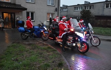 Moto Mikołaje na motocyklach