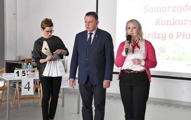 Przemowa i wręczenie nagr&oacute;d