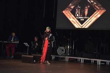 Artystyczna część Gali - występ Danuty Stankiewicz z zespołem muzycznym.