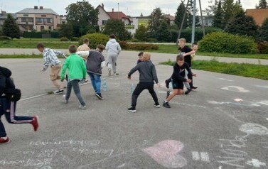 Galeria Podstrony Szkoła Podstawowa Nr 1 - Gry i zabawy koordynacyjno-zręcznościowe 910 4