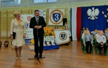 Uroczystość pasowania w Szkole Podstawowej nr 3