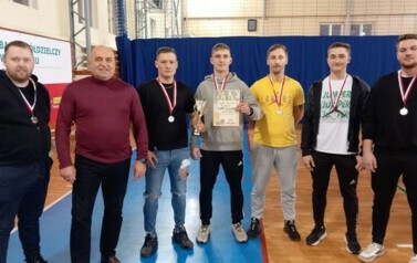 Turniej w Miejskim Centrum Sportu i Rekreacji z okazji Dnia Niepodległości