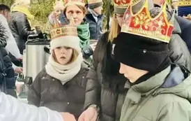 Tłumy wiernych przeszły ulicami Płońska 17
