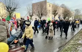 Tłumy wiernych przeszły ulicami Płońska 21
