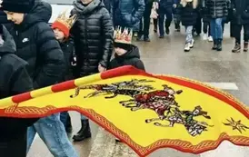 Tłumy wiernych przeszły ulicami Płońska 36