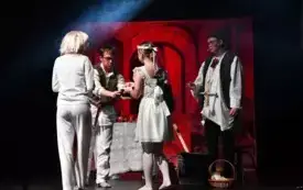 Galeria aktualności Spektakl w wykonaniu uczni&oacute;w Zesp&oacute;ł Szk&oacute;ł nr 1 im. Stanisława Staszica w Płońsku 6