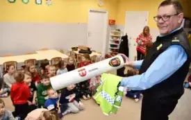 Galeria aktualności #BezpieczneFerie Jak mądrze korzystać z zimowego wypoczynku, zabaw na śniegu i zimowej aury 4