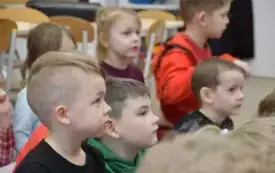 Galeria aktualności #BezpieczneFerie Jak mądrze korzystać z zimowego wypoczynku, zabaw na śniegu i zimowej aury 5