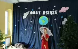Galeria aktualności Dzień babci i dziadka w Szkoke Podstawowej nr 4 im. Papieża Jana Pawła II w Płońsku 10