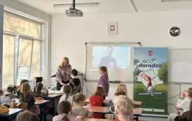Galeria aktualności EkoFerie z Ekodoradcą&nbsp; &bdquo;Zatrzymaj zmorę w porę&rdquo; w SP4 22