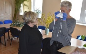 Testowanie maseczek ochronnych