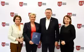 Galeria aktualności Joanna Szczepańska dyrektorem Szkoły Podstawowej nr 1 im. Bolesława Chrobrego w Płońsku 1