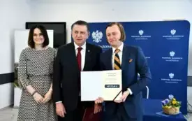 Galeria aktualności Umowa na dofinansowanie remontu ul. Moniuszki podpisana 1