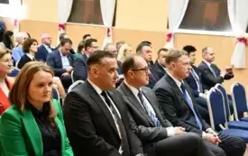Galeria aktualności Umowa na dofinansowanie remontu ul. Moniuszki podpisana 8