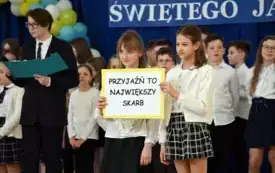 Galeria aktualności Koncert Wdzięczności w SP3 w Płońsku&nbsp; 24