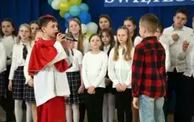 Galeria aktualności Koncert Wdzięczności w SP3 w Płońsku&nbsp; 30