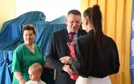 Galeria aktualności Uroczyste pasowanie na przedszkolaka w Przedszkolu nr 2 im. Kubusia Puchatka w Płońsku 4