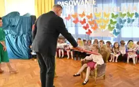 Galeria aktualności Uroczyste pasowanie na przedszkolaka w Przedszkolu nr 2 im. Kubusia Puchatka w Płońsku 14