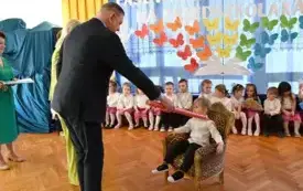 Galeria aktualności Uroczyste pasowanie na przedszkolaka w Przedszkolu nr 2 im. Kubusia Puchatka w Płońsku 49