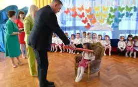 Galeria aktualności Uroczyste pasowanie na przedszkolaka w Przedszkolu nr 2 im. Kubusia Puchatka w Płońsku 51