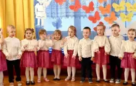 Galeria aktualności Uroczyste pasowanie na przedszkolaka w Przedszkolu nr 2 im. Kubusia Puchatka w Płońsku 73