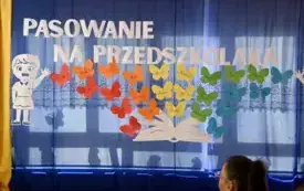 Galeria aktualności Uroczyste pasowanie na przedszkolaka w Przedszkolu nr 2 im. Kubusia Puchatka w Płońsku 86