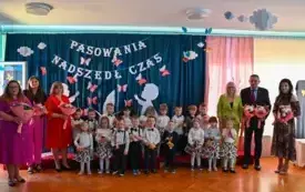 Galeria aktualności Uroczyste pasowanie na przedszkolaka w Przedszkolu nr 2 im. Kubusia Puchatka w Płońsku 97