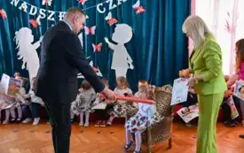 Galeria aktualności Uroczyste pasowanie na przedszkolaka w Przedszkolu nr 2 im. Kubusia Puchatka w Płońsku 102