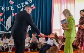 Galeria aktualności Uroczyste pasowanie na przedszkolaka w Przedszkolu nr 2 im. Kubusia Puchatka w Płońsku 105