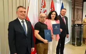 Galeria aktualności Podziękowania podczas XVI Sesji Rady Miejskiej w Płońsku 12