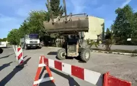 Galeria aktualności Remont chodnik&oacute;w i wjazd&oacute;w przed Szkoła Podstawowa nr 4 4
