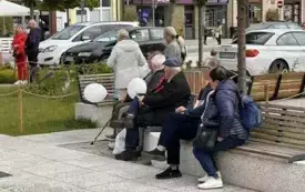 Galeria aktualności Międzypokoleniowy Spacer Senior&oacute;w oraz Dzieci 7