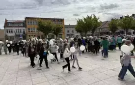 Galeria aktualności Międzypokoleniowy Spacer Senior&oacute;w oraz Dzieci 12