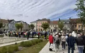 Galeria aktualności Międzypokoleniowy Spacer Senior&oacute;w oraz Dzieci 13