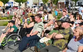 Koncertowe Lato na Płońskim Rynku - Derecki z Zespołem 14