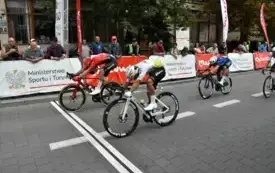 Galeria aktualności Pasjonujący finisz na ul. Warszawskiej i polskie podium w Rynku&nbsp; 1