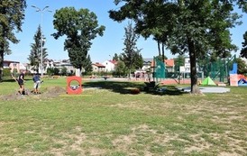 Montaż nowych zabwaek w Ogr&oacute;dku Jordanowskim