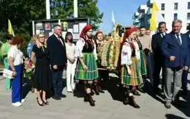 Galeria aktualności Delegacja Gminy Miasto Płońsk na dożynkach parafialnych w parafii pw. św. Ojca Pio 2