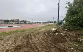 Galeria aktualności Trwa montaż docelowego ogrodzenia stadionu miejskiego 4