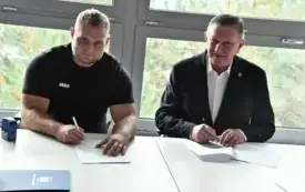 Galeria aktualności 10 000 zł z budżetu Miasta Płońsk na realizację zadania "Młodzi na podium - rozw&oacute;j sportowy dzieci i młodzieży poprzez uprawianie dwuboju olimpijskiego" 1
