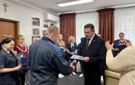 Galeria aktualności Podziękowania Burmistrza dla pracownik&oacute;w niepedagogicznych SP3 2