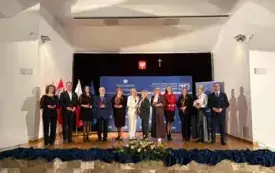 Galeria aktualności Medale i nagrody dla nauczycieli z Płońska i regionu 9