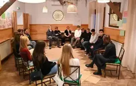Młodzieżowa Rada Miejska intensywnie się uczy przed objęciem mandat&oacute;w 13